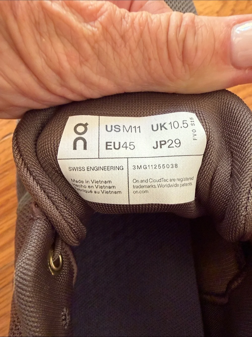 On Running Men's Cloud 6 Sneakers in Grizzly Grizzly(earth-toned brown)